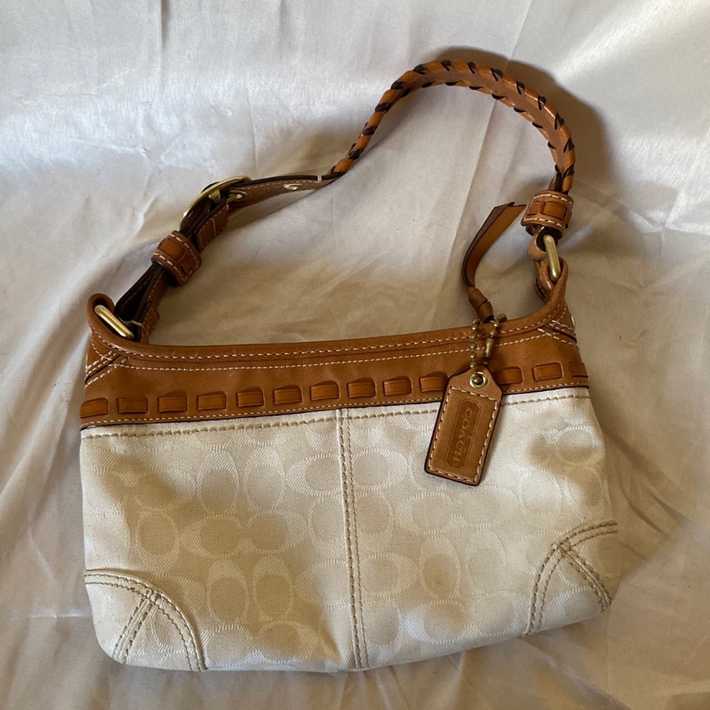 Coach shoulder bag